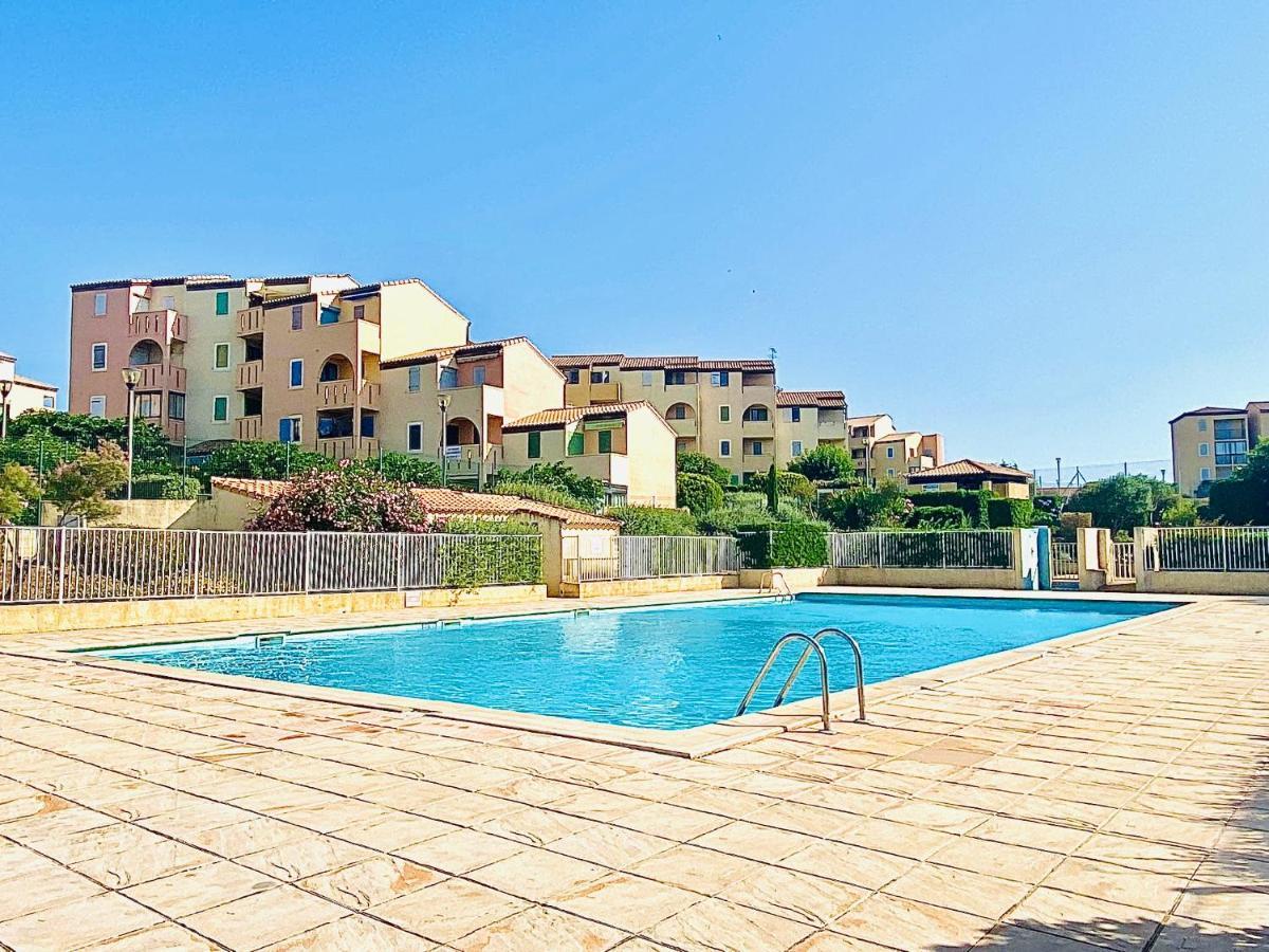 Appartement Proche Mer Avec Piscine Et Parking Fleury  Exterior photo